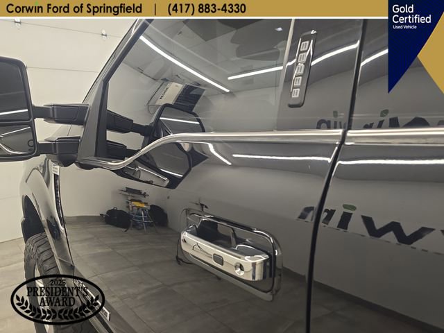 Certified 2022 Ford F350 Platinum w/ FX4 Off-Road Package image 24