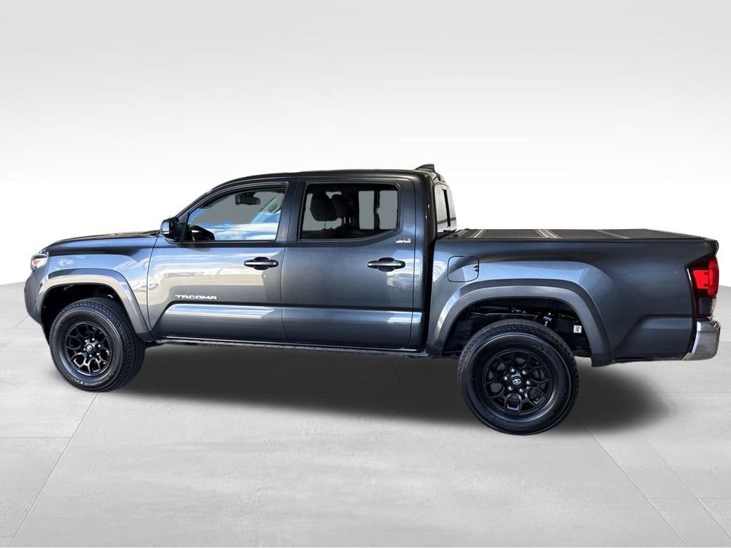 Used 2021 Toyota Tacoma SR5 image 2