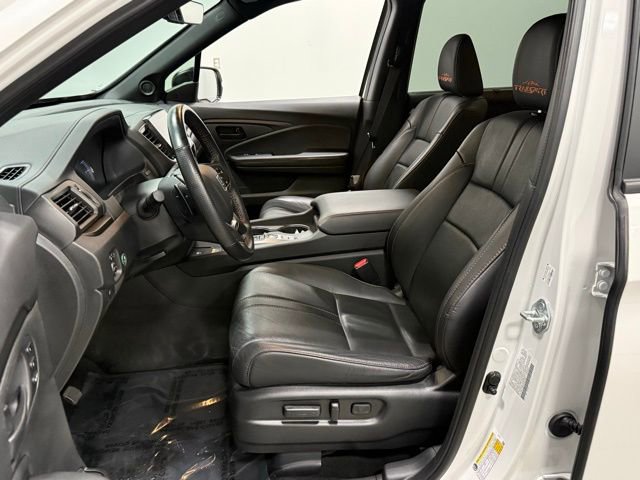 Used 2024 Honda Passport TrailSport image 14