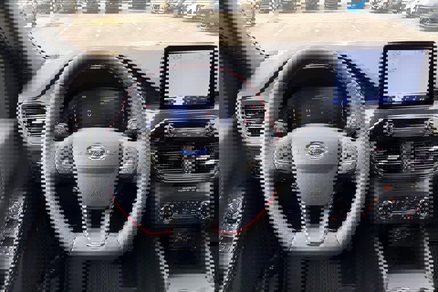 Certified 2025 Ford Escape ST-Line w/ Equipment Group 301A image 6