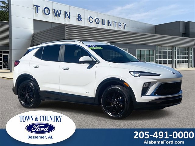 Used 2025 Buick Encore GX Sport Touring w/ Advanced Technology Package image 7