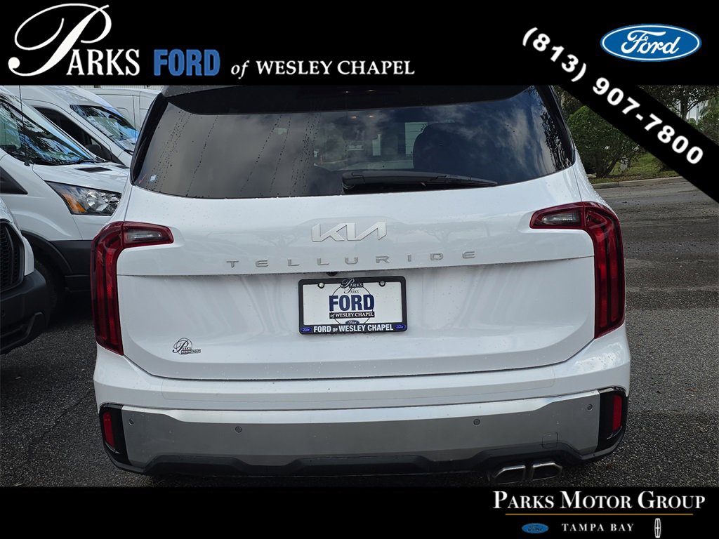 Used 2024 Kia Telluride S image 6