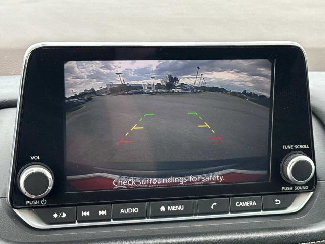 Used 2023 Nissan Rogue S AWD/4WD image 21