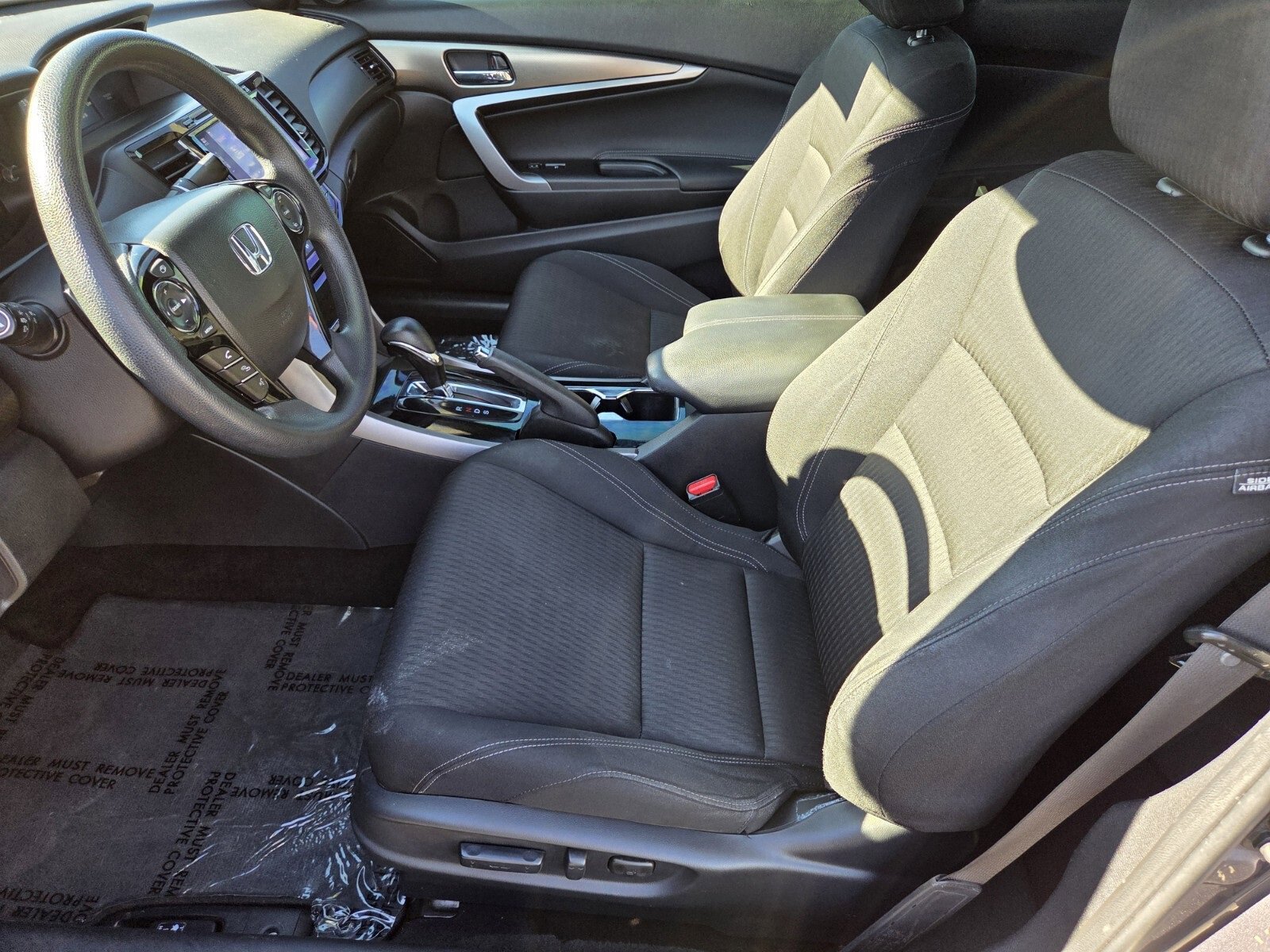 Used 2017 Honda Accord EX image 10