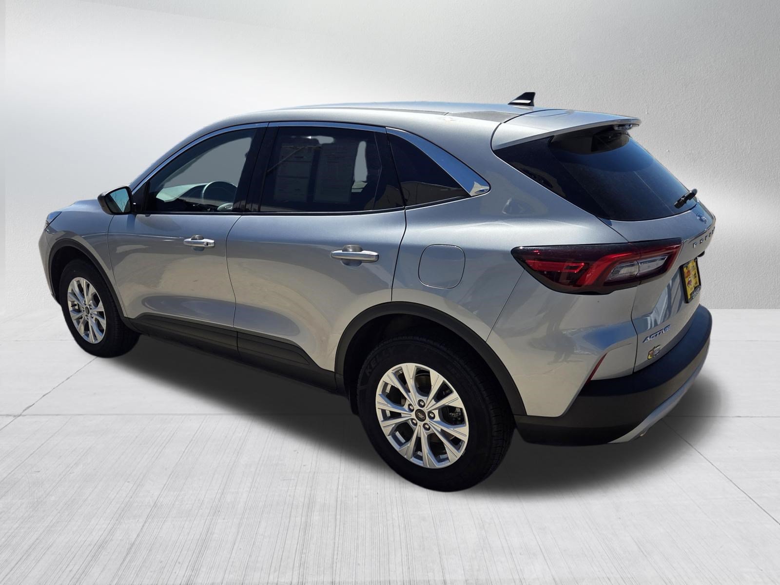 Certified 2024 Ford Escape Active AWD/4WD image 5