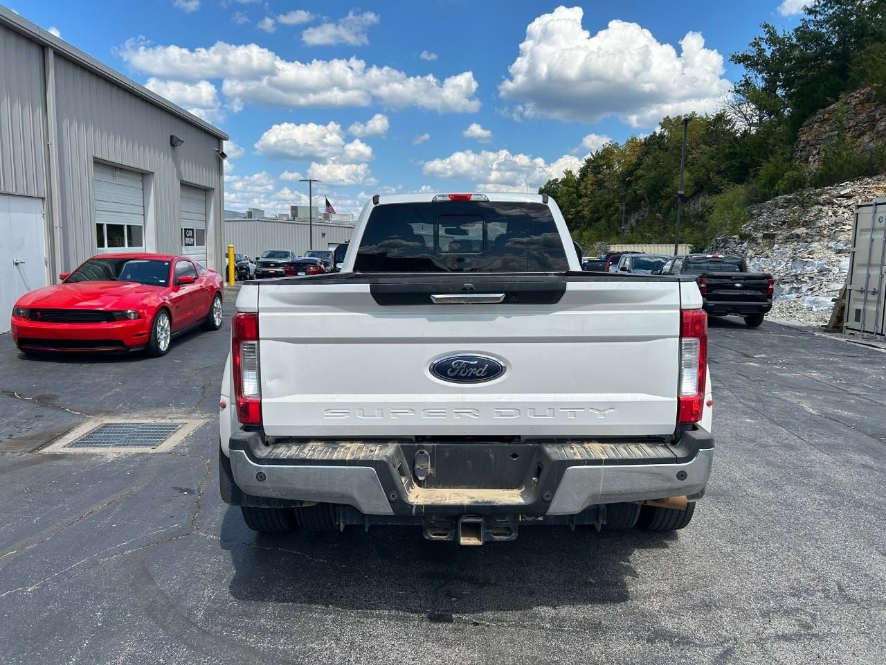 Certified 2018 Ford F350 Lariat w/ Chrome Package AWD/4WD image 3