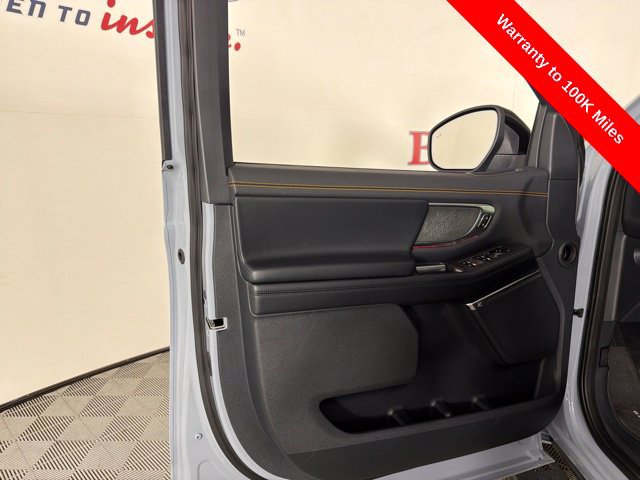 Certified 2025 Ford Expedition Tremor AWD/4WD image 32