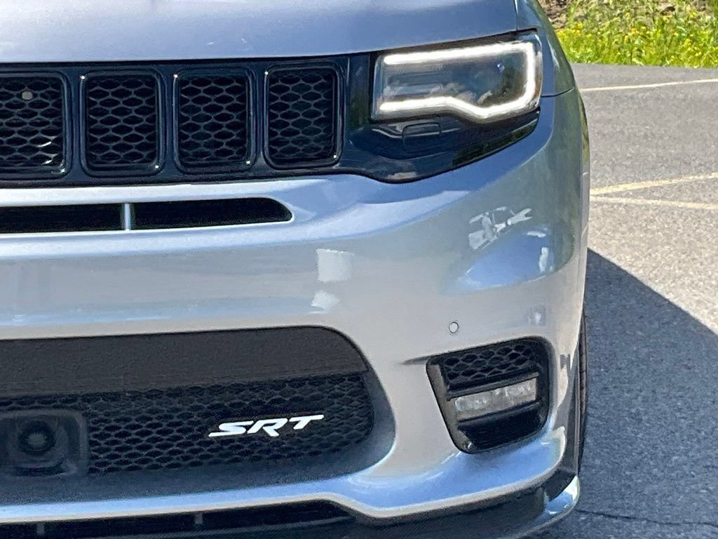 Used 2018 Jeep Grand Cherokee SRT AWD/4WD image 2
