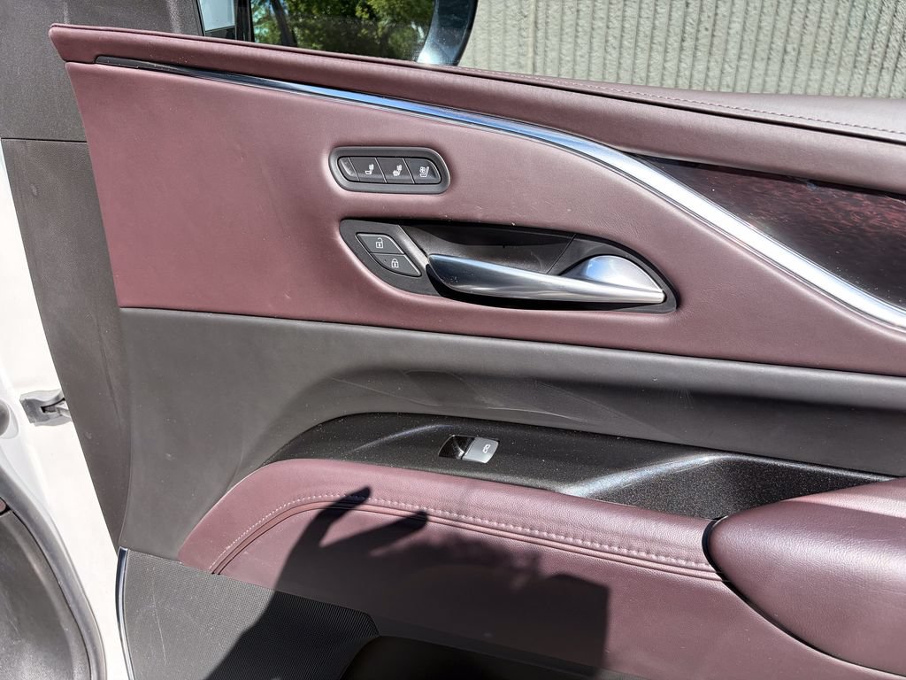 Used 2022 Cadillac Escalade Sport Platinum AWD/4WD image 47