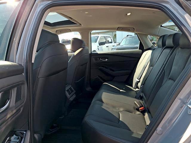 Used 2023 Honda Accord Touring image 11
