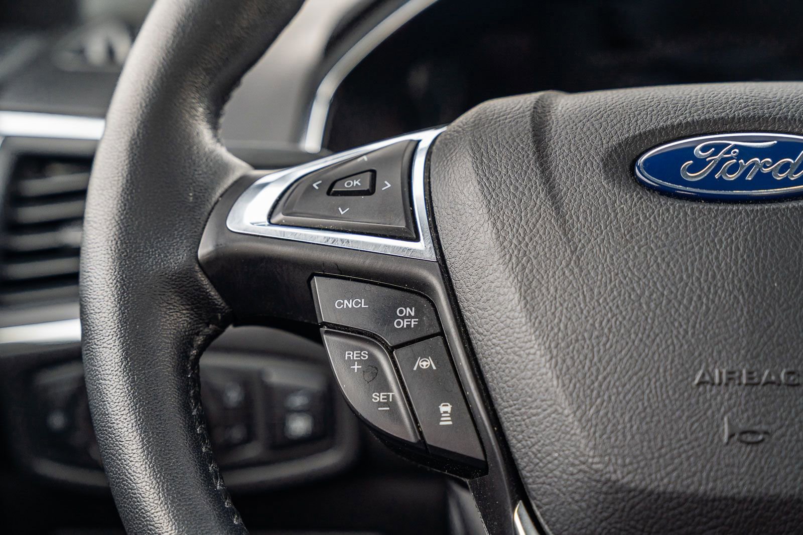 Certified 2020 Ford Edge Titanium w/ Equipment Group 301A image 28