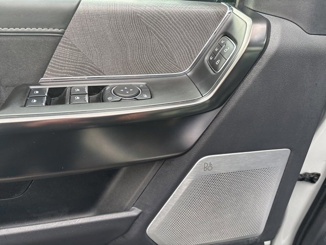 Certified 2023 Ford F150 Platinum w/ Equipment Group 701A High image 16