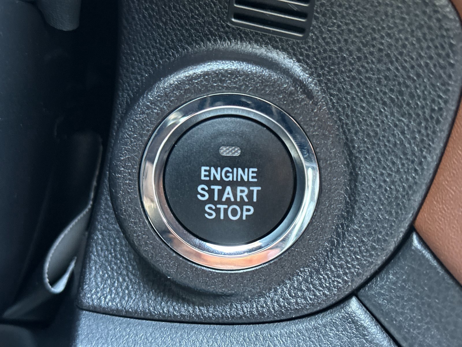 Used 2023 Subaru Outback Touring XT image 23