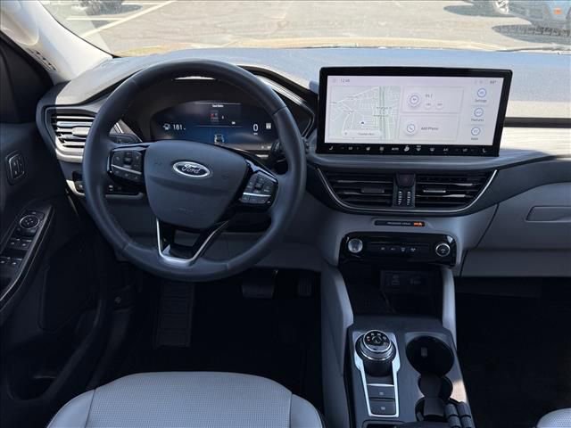 Certified 2023 Ford Escape Platinum AWD/4WD image 12