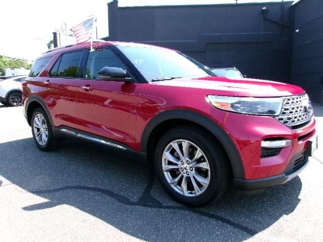 Certified 2023 Ford Explorer Limited w/ Equipment Group 301A AWD/4WD image 3