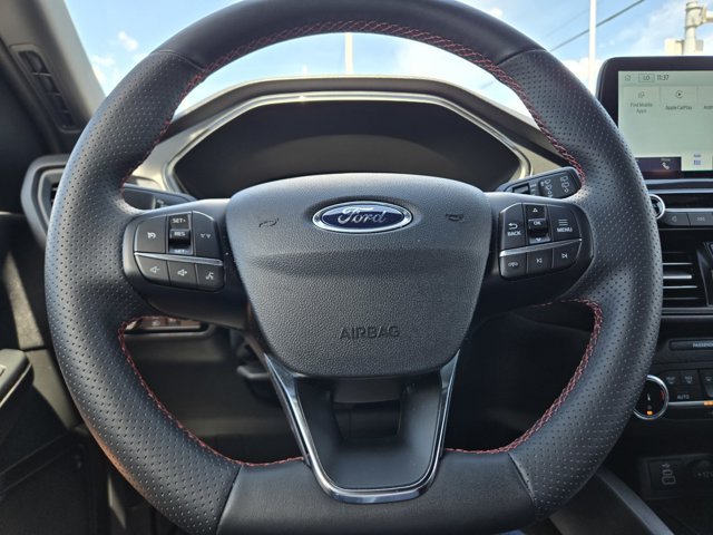 Certified 2025 Ford Escape ST-Line FWD image 16