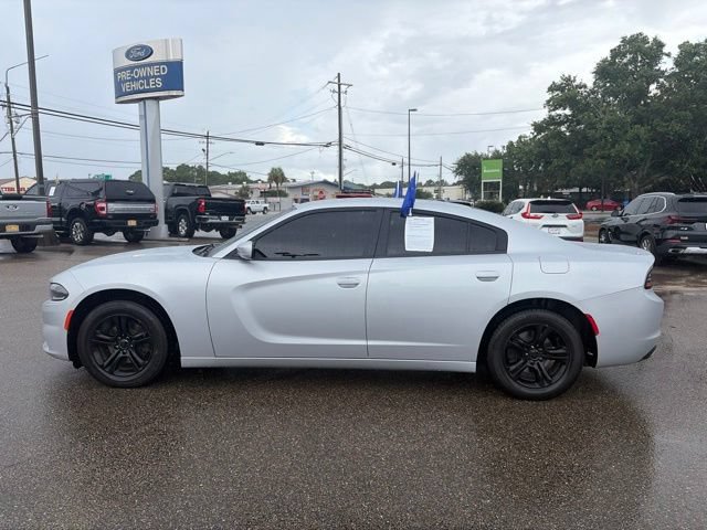Used 2022 Dodge Charger SXT RWD image 5