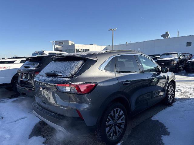 Certified 2022 Ford Escape Titanium w/ Class II Trailer Tow Package image 2