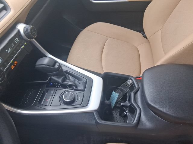 Used 2025 Toyota RAV4 XLE w/ Convenience Package AWD/4WD image 15