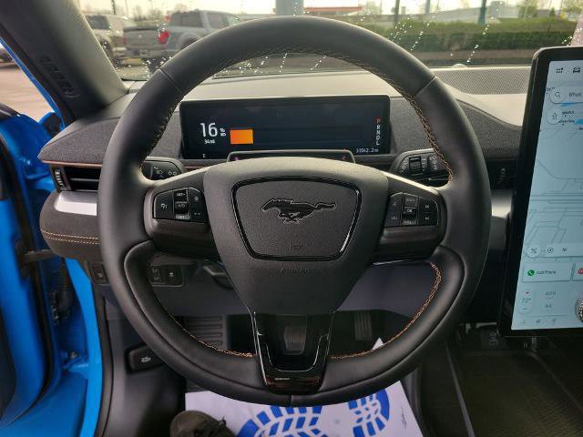 Certified 2022 Ford Mustang Mach-E GT image 19
