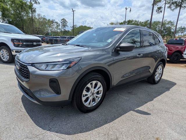 Certified 2024 Ford Escape Active AWD/4WD image 7