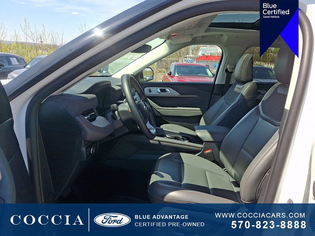 Certified 2025 Ford Explorer Active w/ Active Comfort Package AWD/4WD image 14