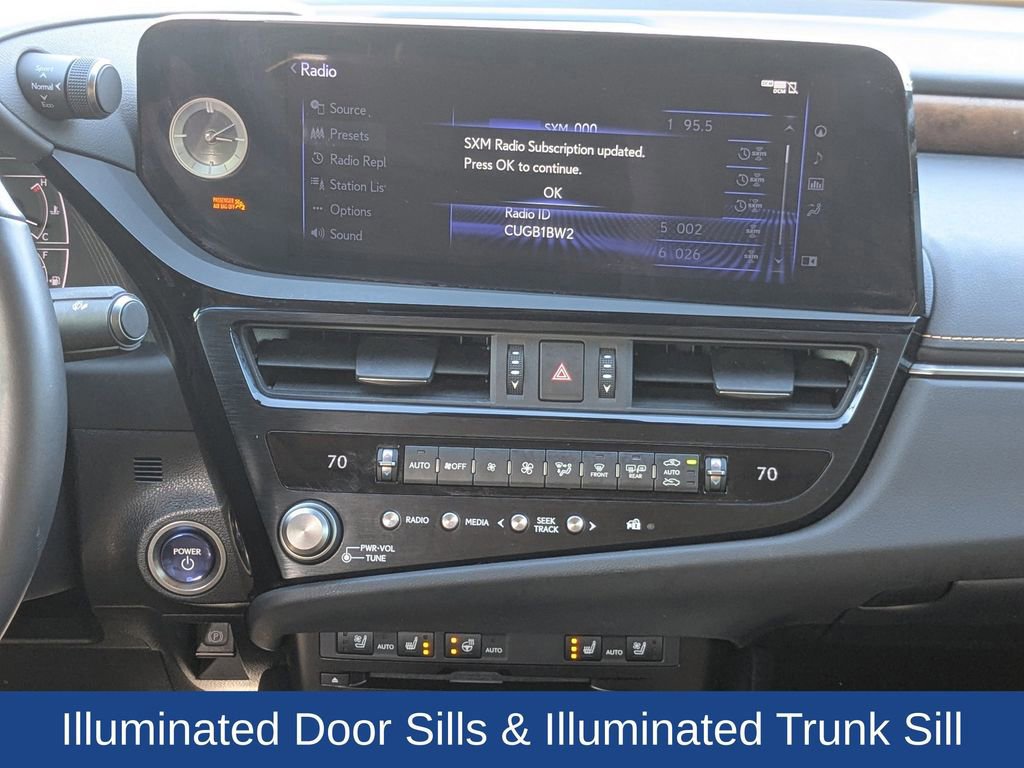 Used 2022 Lexus ES 300h w/ Premium Package FWD image 20