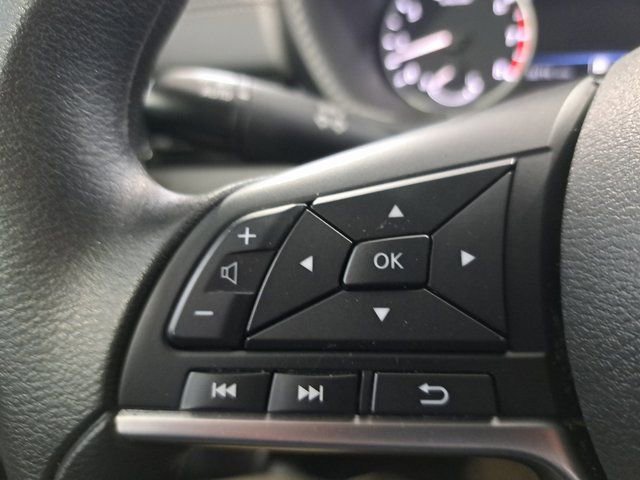 Used 2024 Nissan Sentra SV image 17