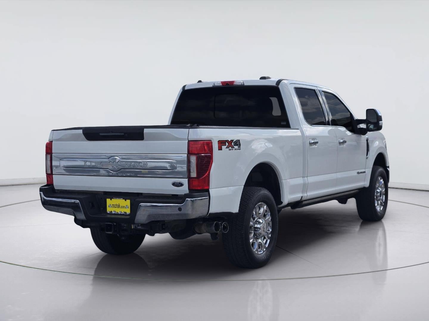 Certified 2022 Ford F350 King Ranch w/ Chrome Package AWD/4WD image 8