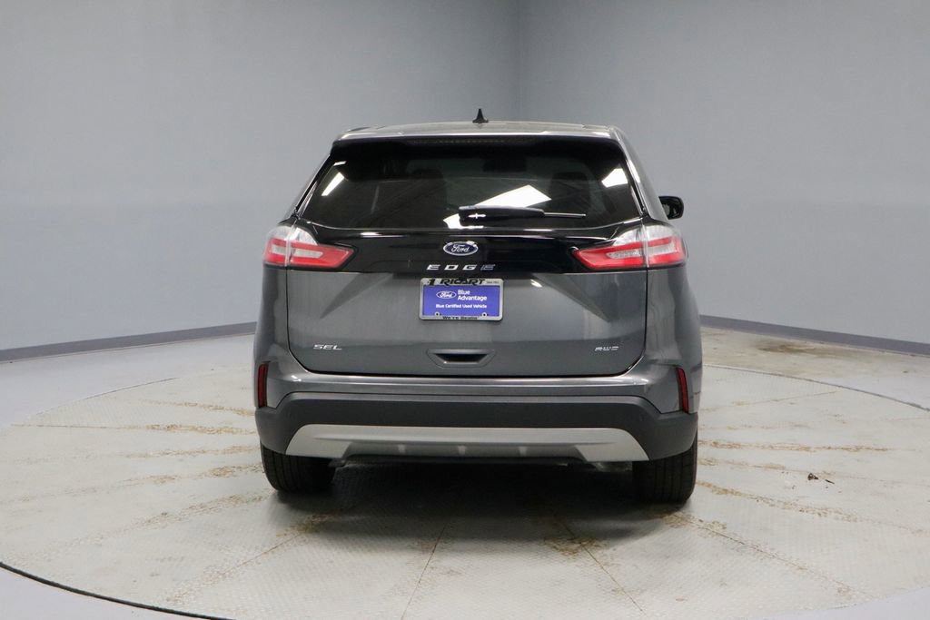 Certified 2024 Ford Edge SEL w/ Convenience Package AWD/4WD image 11