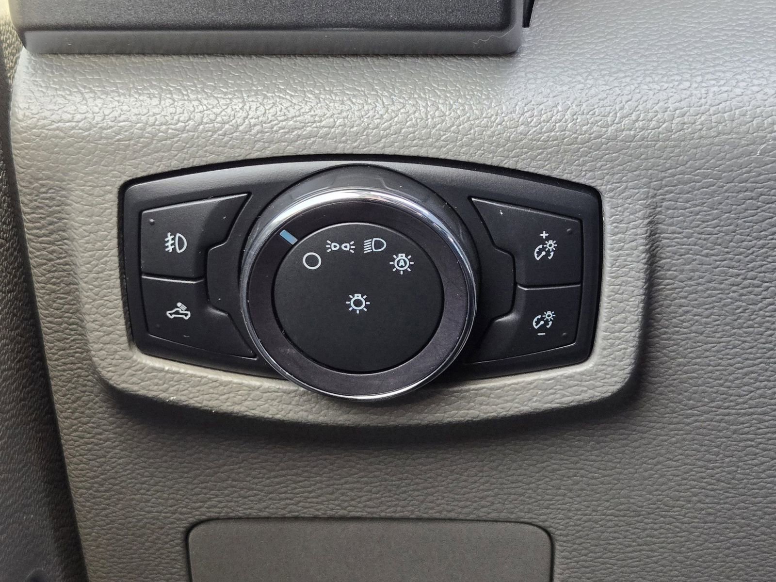 Certified 2022 Ford F250 XLT w/ XLT Value Package image 22