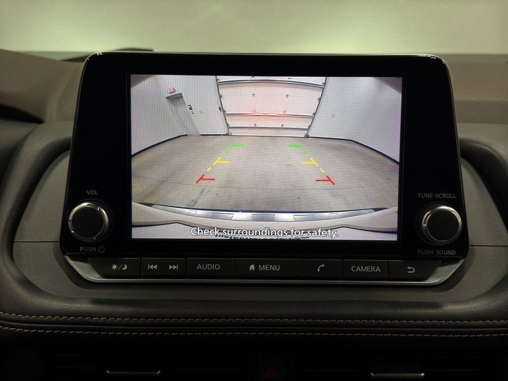 Used 2023 Nissan Rogue SV image 23