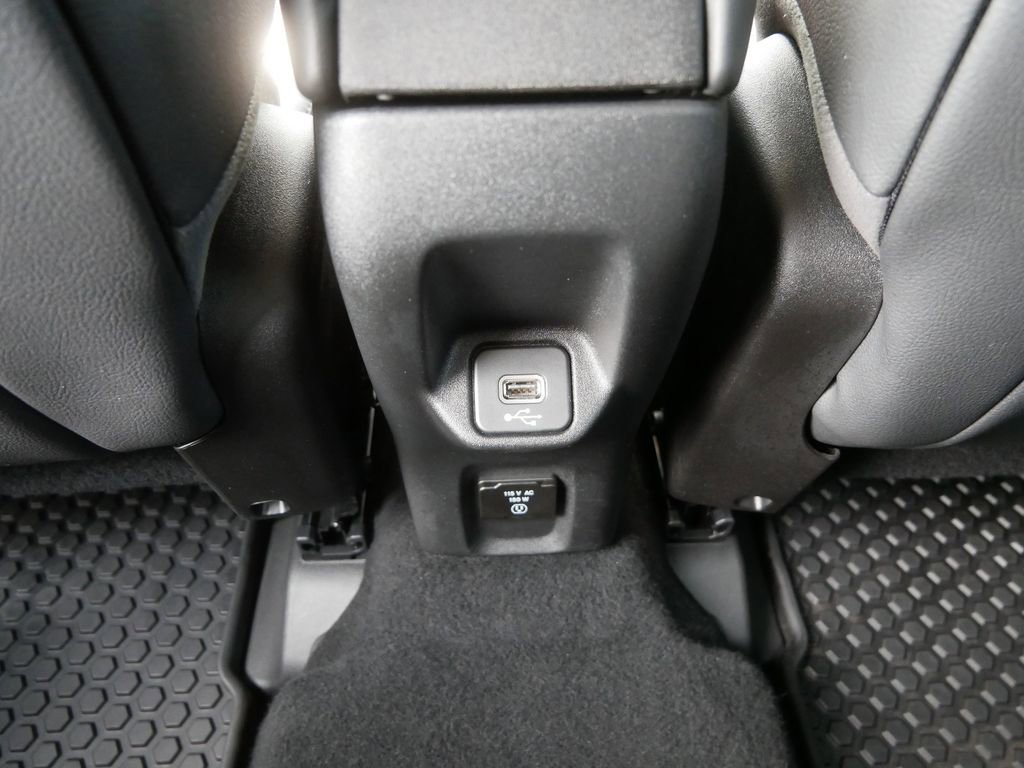 Used 2018 Jeep Renegade Trailhawk AWD/4WD image 17