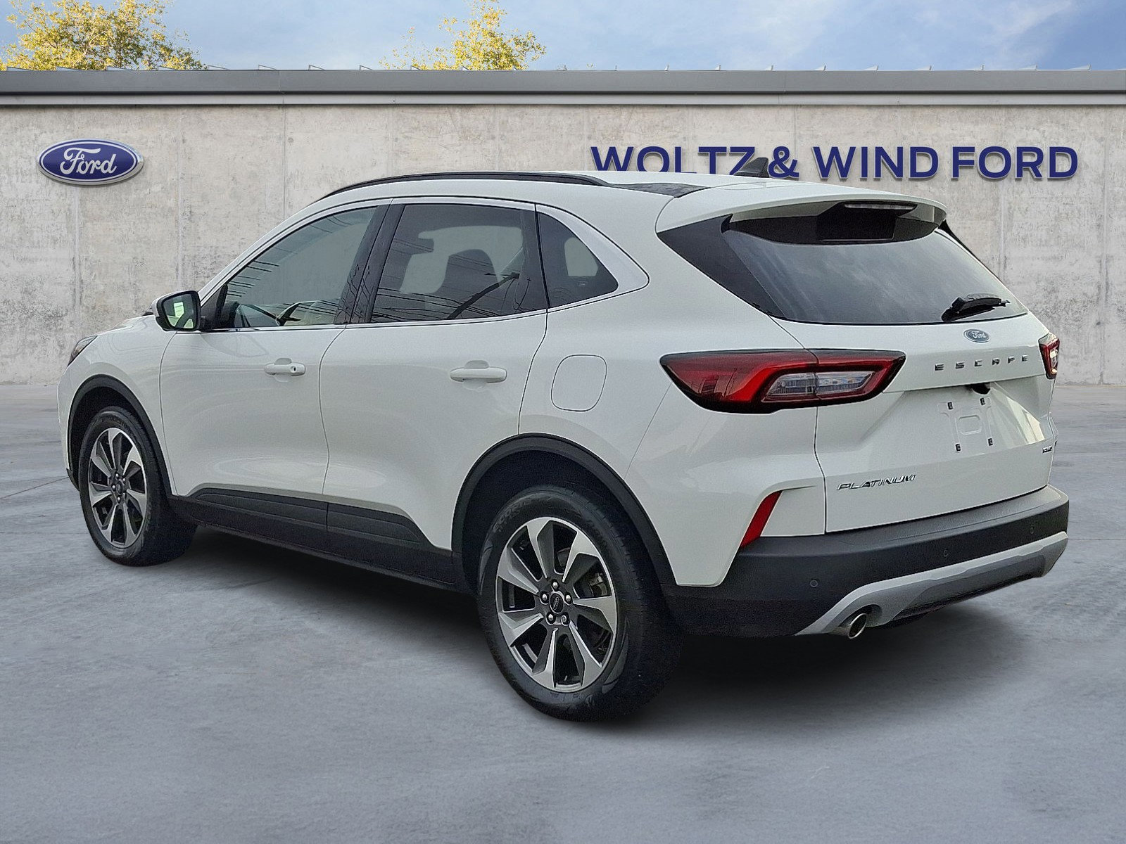 Certified 2023 Ford Escape Platinum image 5