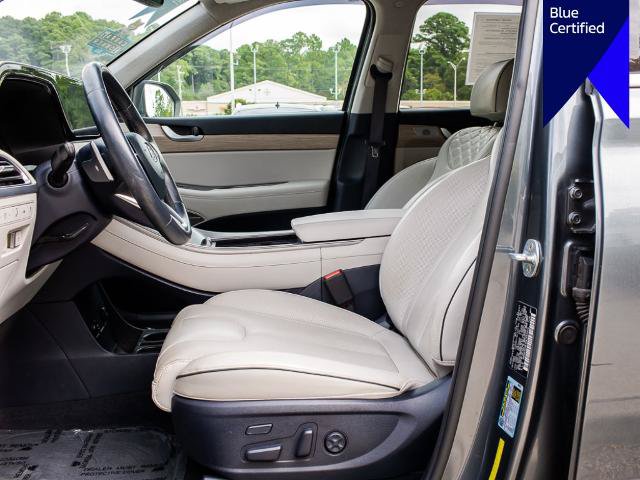 Used 2022 Hyundai Palisade Limited w/ Winter Package AWD/4WD image 18
