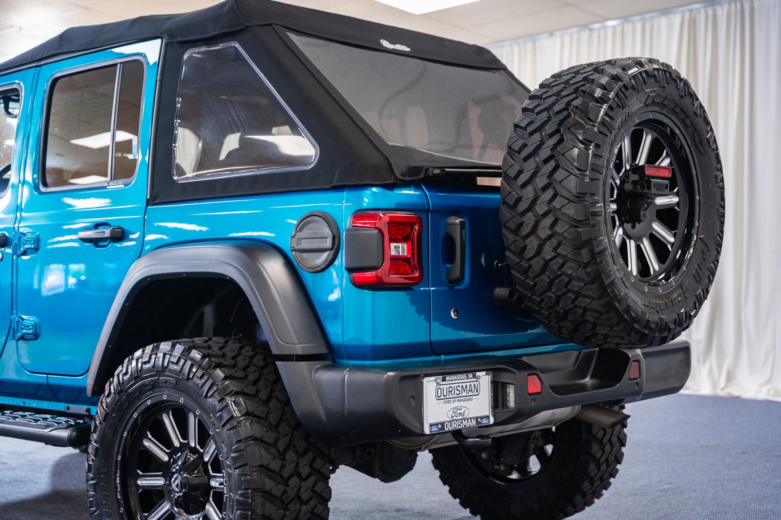 Used 2020 Jeep Wrangler Unlimited Sport S AWD/4WD image 5