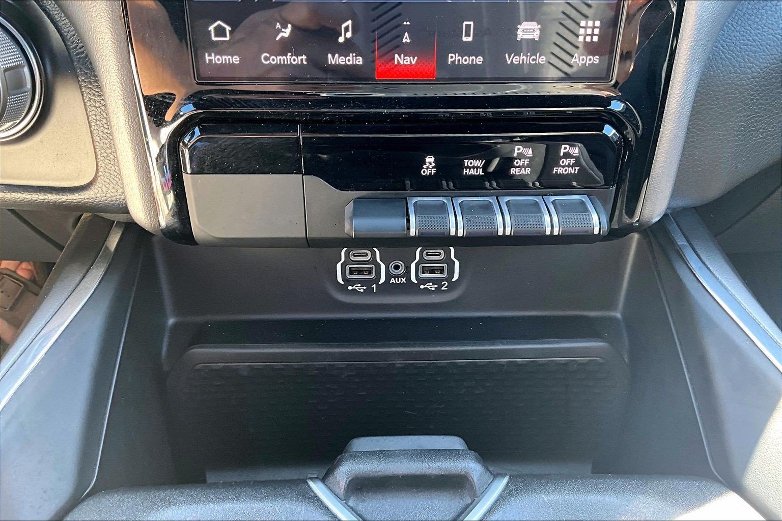 Used 2023 RAM 1500 Laramie AWD/4WD image 33