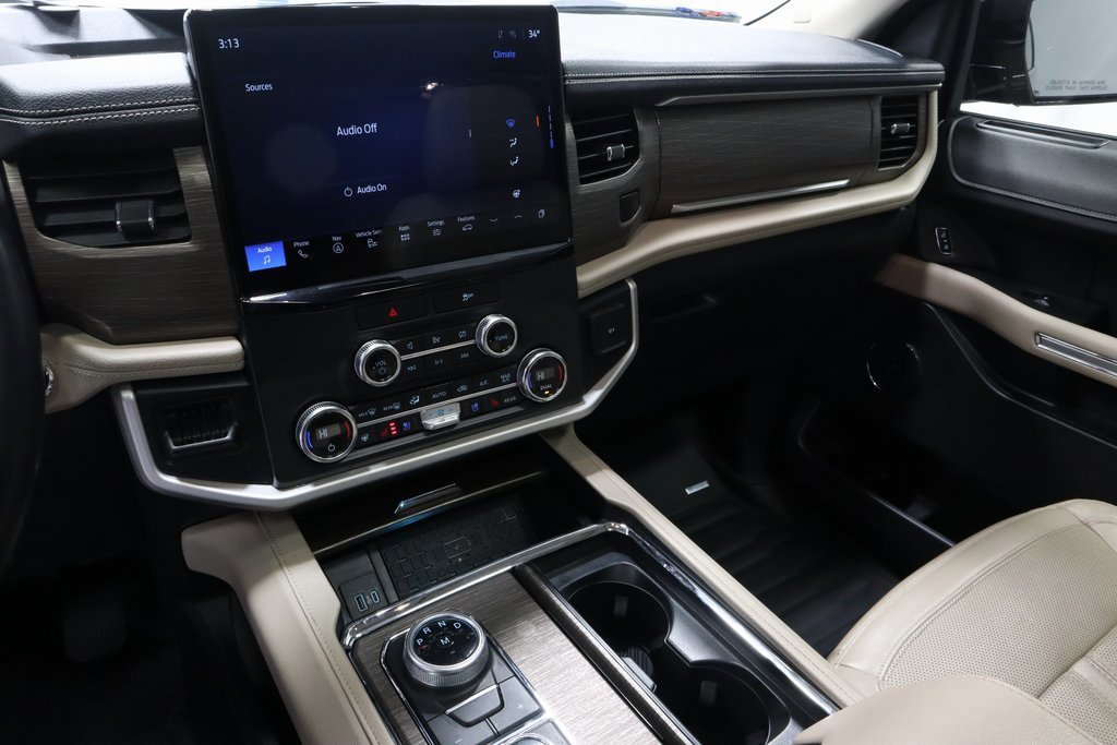 Certified 2022 Ford Expedition Limited image 29