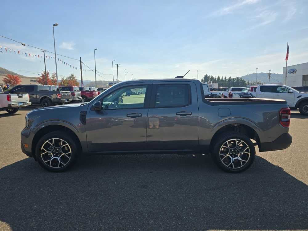 Certified 2025 Ford Maverick Lariat AWD/4WD image 2