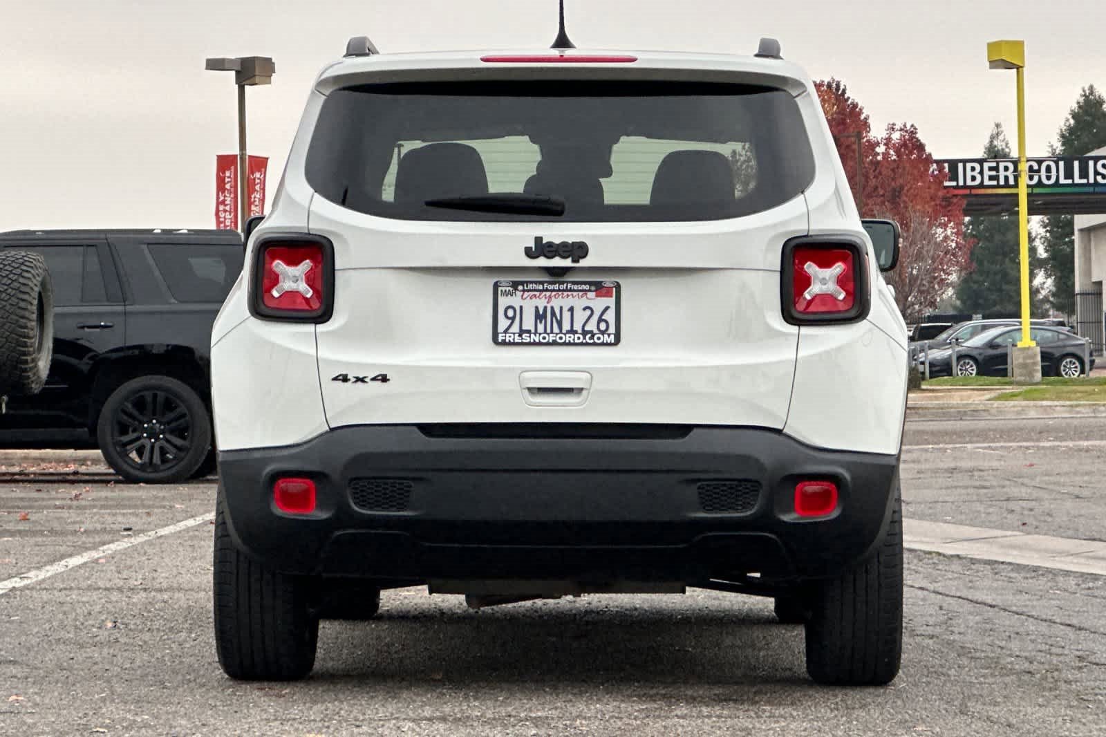Used 2023 Jeep Renegade Altitude image 4