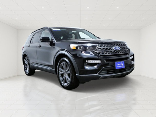 Certified 2023 Ford Explorer XLT w/ Equipment Group 202A