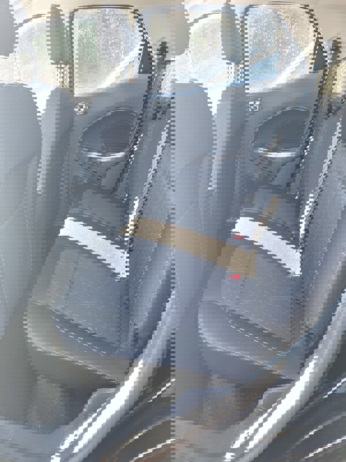 Certified 2018 Ford EcoSport SE image 13