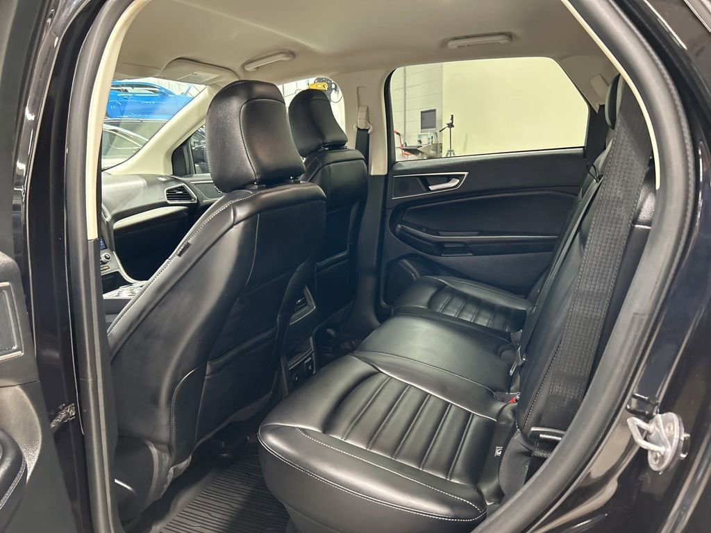 Certified 2024 Ford Edge SEL w/ Convenience Package AWD/4WD image 23