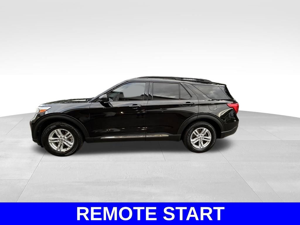 Certified 2022 Ford Explorer XLT w/ Equipment Group 202A RWD image 6