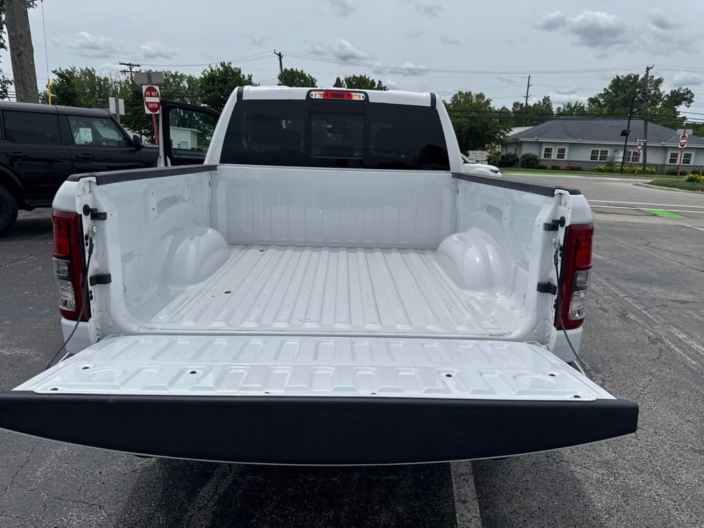 Used 2023 RAM 1500 Big Horn AWD/4WD image 45