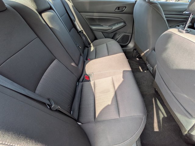 Used 2024 Nissan Altima 2.5 SV FWD image 24