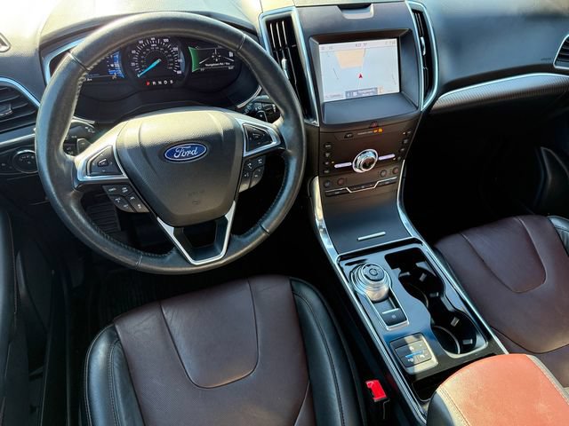 Certified 2020 Ford Edge Titanium w/ Equipment Group 301A AWD/4WD image 34