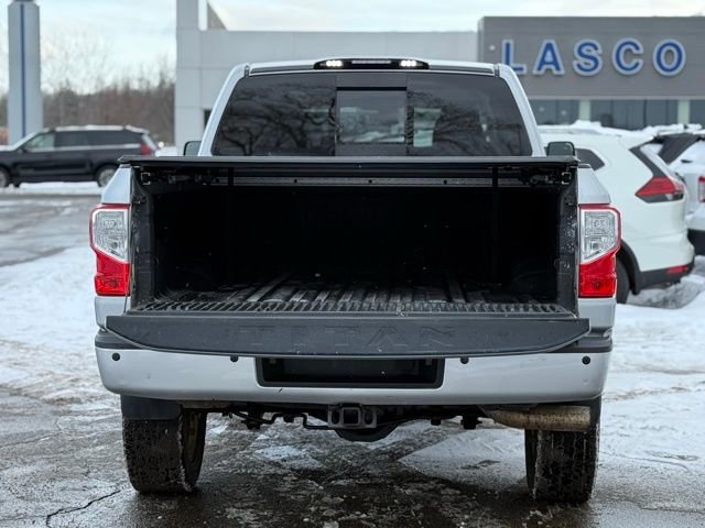Used 2016 Nissan Titan XD image 40