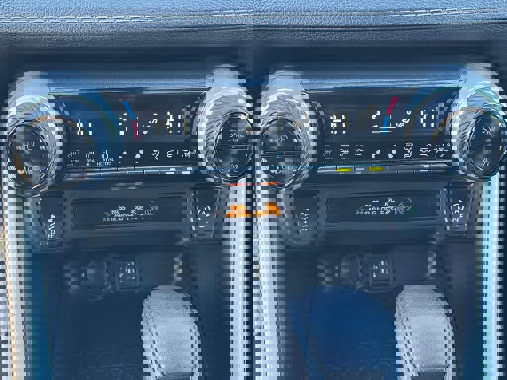 Used 2023 Toyota RAV4 XLE image 29