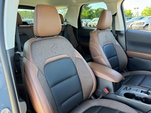 Certified 2025 Ford Bronco Sport Outer Banks w/ Outer Banks Tech Package+ AWD/4WD image 19